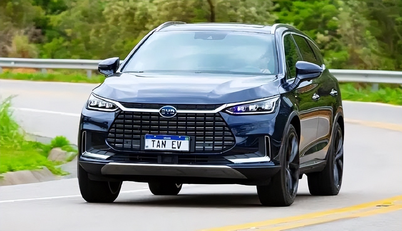 比亚迪唐vs保时捷卡宴,唐卡宴