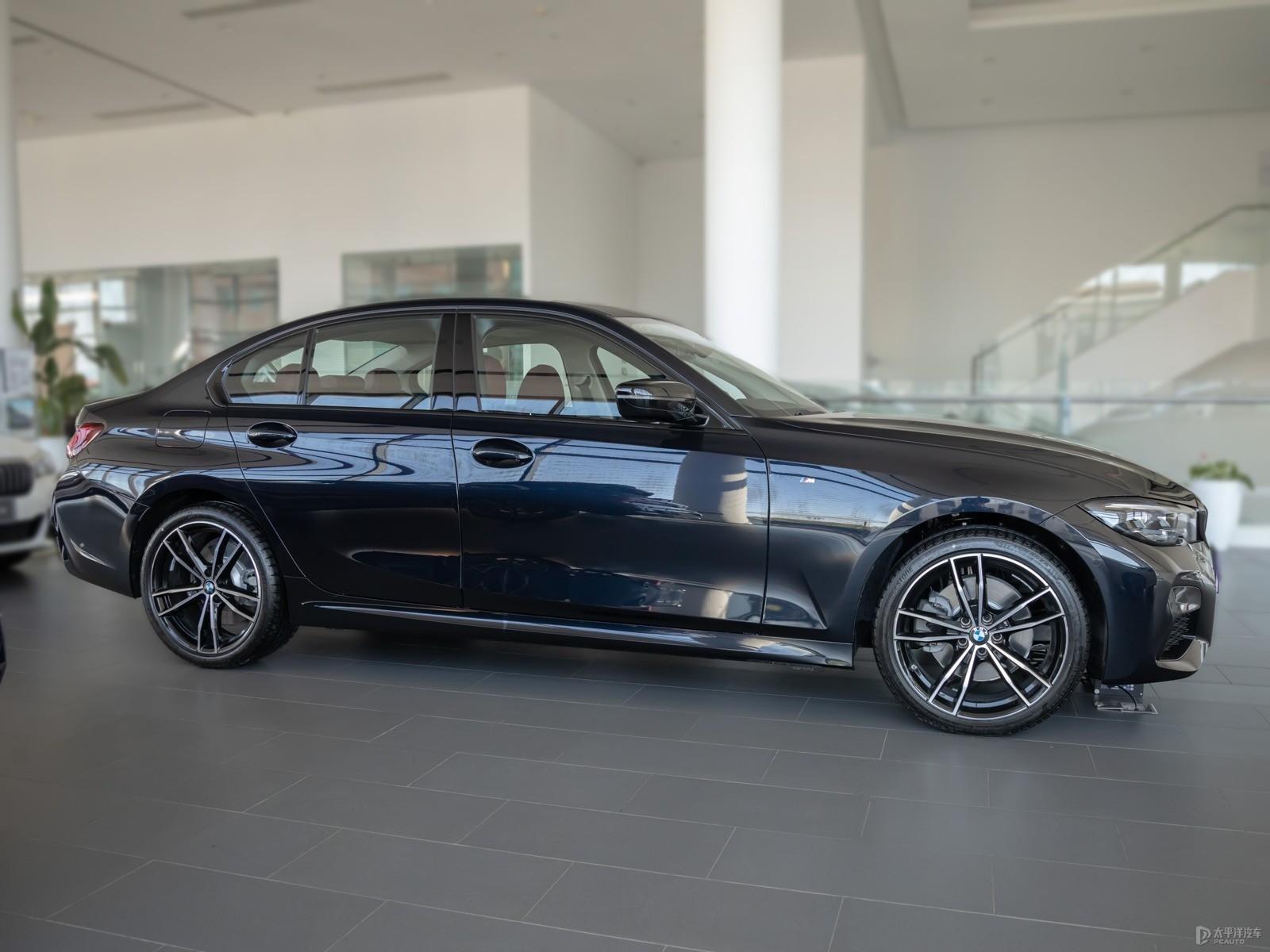 宝马3系330li曜夜运动版评测,宝马3系330i曜夜运动版2023评测