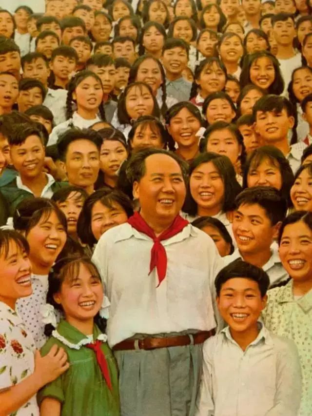 重温毛主席经典诗词:读伟人诗词,看一代天骄!