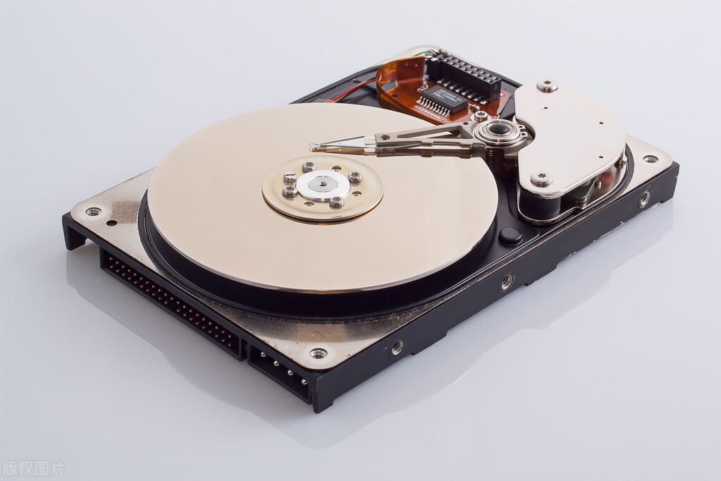 西数希捷移动硬盘推荐哪个型号,机械硬盘500g西数和希捷1t哪个好