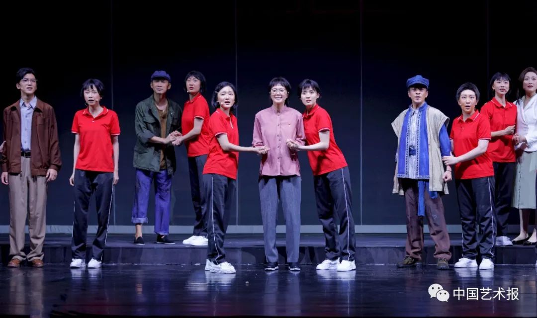 寒梅绽放迎春来,桂梅花开