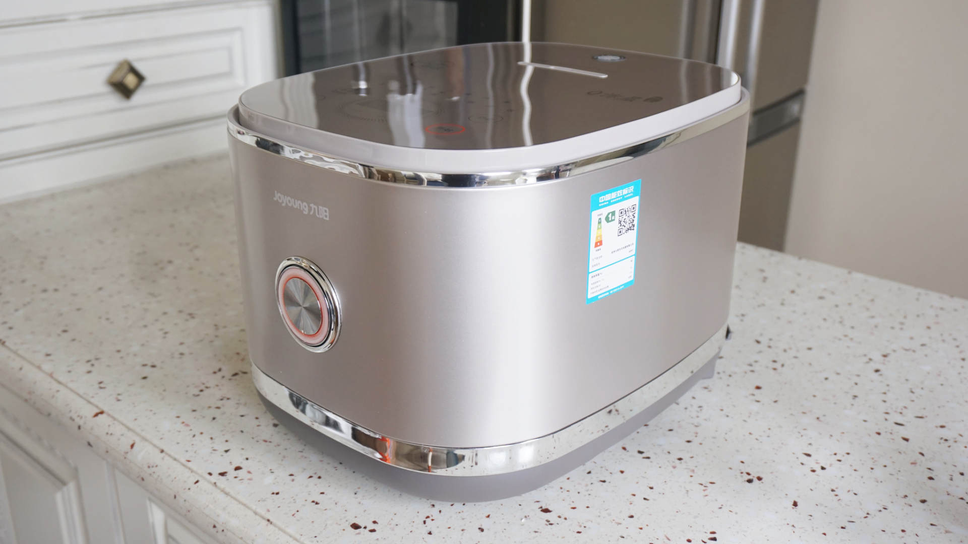 九阳智能电饭煲和普通电饭煲区别,别再跟风买日本电饭锅了