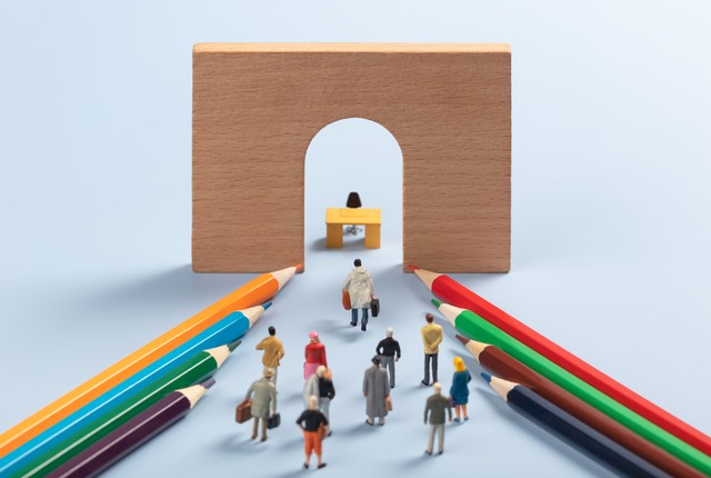 小米的“反击战”打响了！你敢罚我的款，我就敢裁你的员！