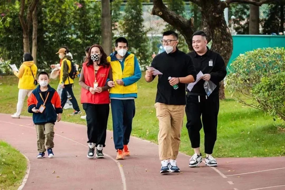 “武马”来了群“星星的孩子”，广州阳光特跑团报名参赛