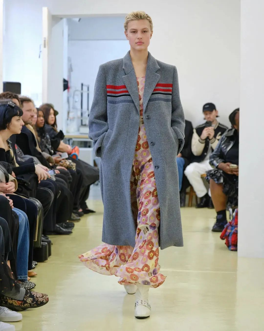 2022春夏伦敦时装周解读,2023伦敦时装周全部图片