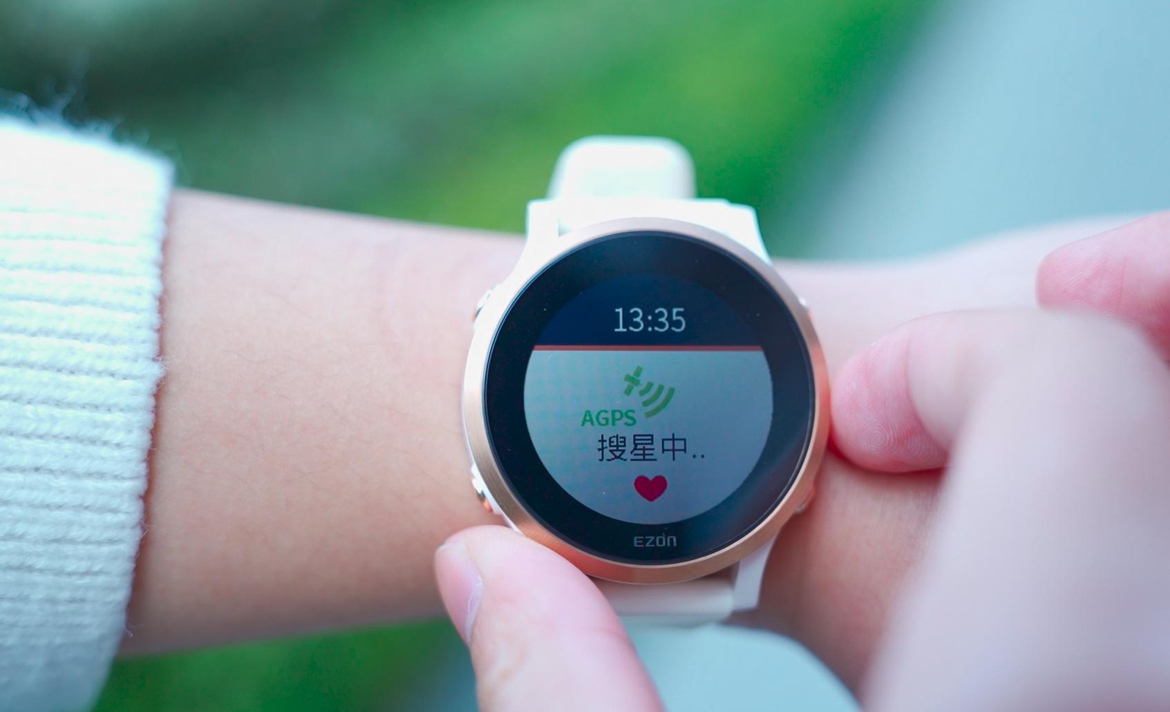 宜准r6手表定位怎么更新,不到一千的稳定器