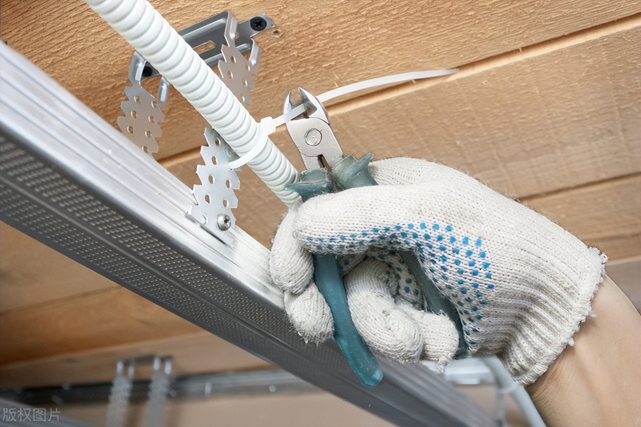 学电工专业就业前景,低压电工证就业前景