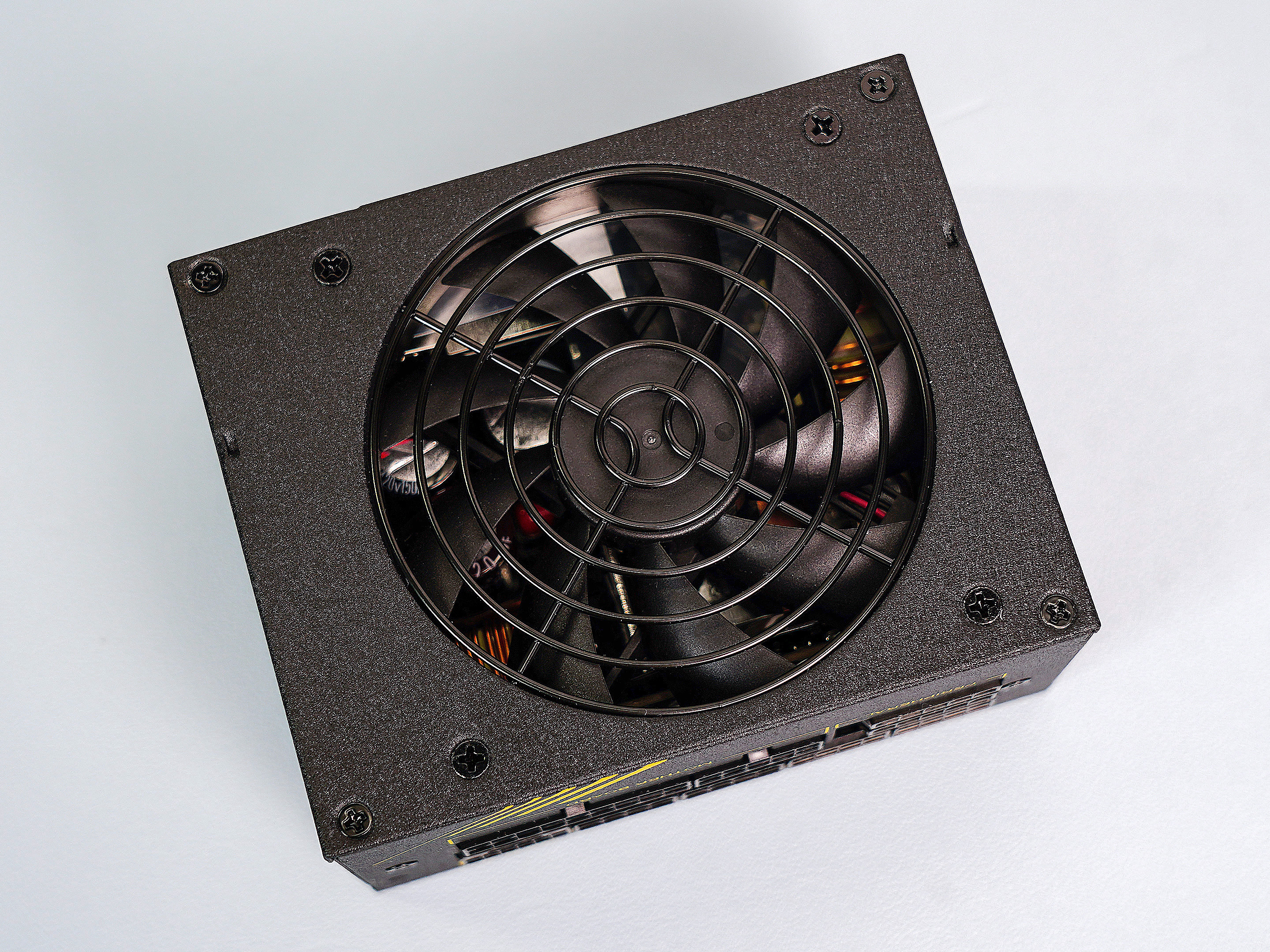 b760能跑满13600k睿频吗,b760天选可以上13700k吗