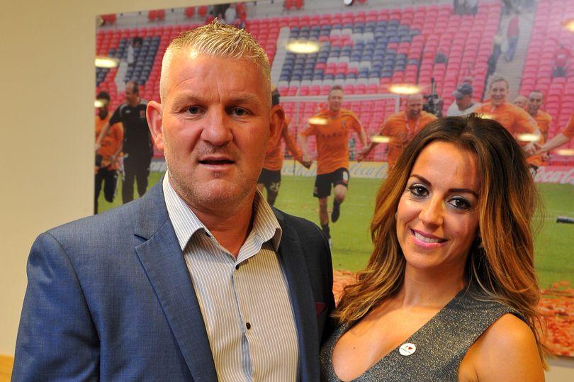 加斯科因盘带传球过人集锦,加斯科因挑球过人射门