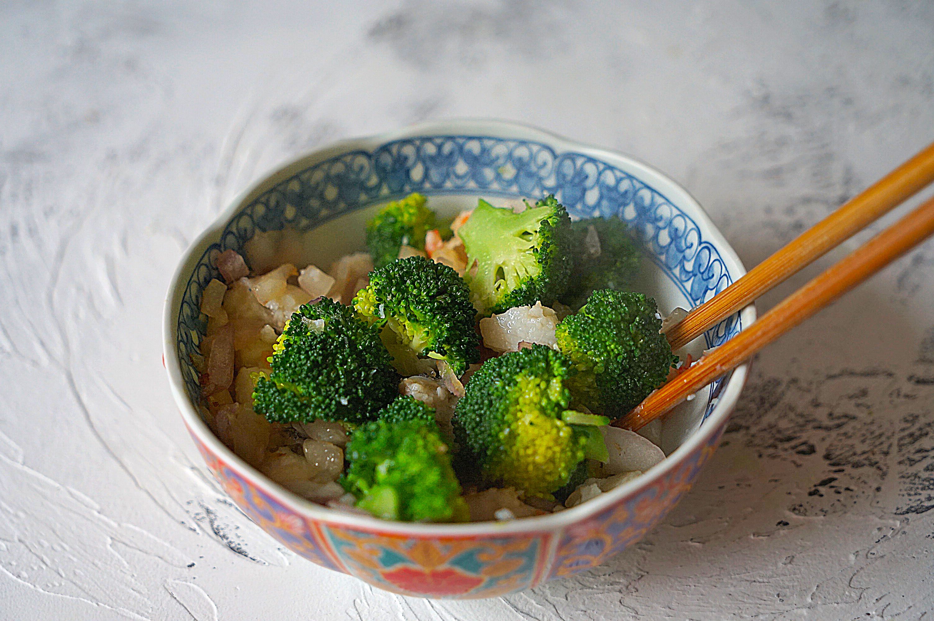 圣诞节就要到了，快来给家人做一份海鲜大餐吧，鲜美好吃又应景