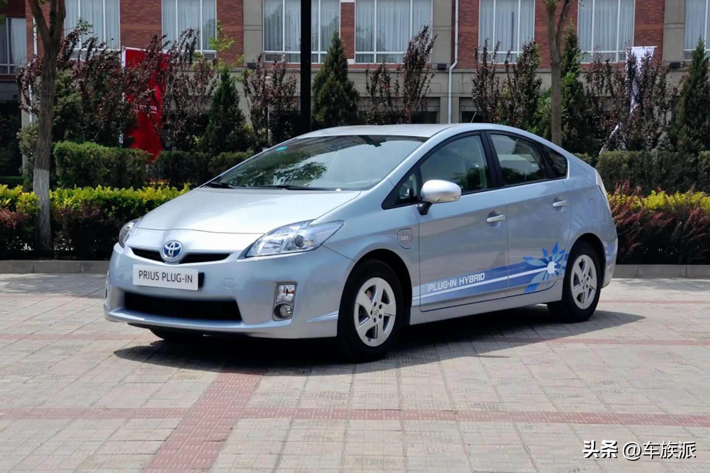 现在买什么品牌油车最省油,家用纯油车哪种更省油