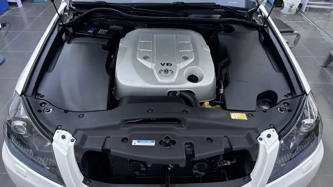 13代半皇冠底盘松散回炉重造,十三代皇冠彻底整备