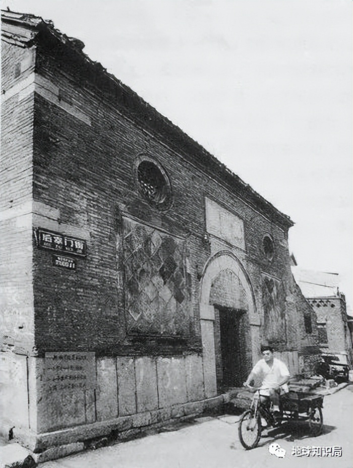 没洗干净的猪大肠到底臭不臭,猪大肠3年没洗是真的吗