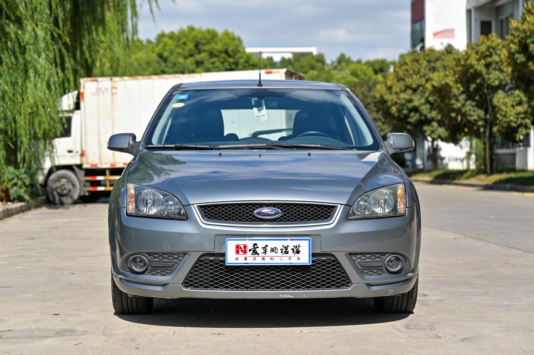 2.0手动挡车经典福克斯推荐,2万左右手动挡小钢炮福克斯