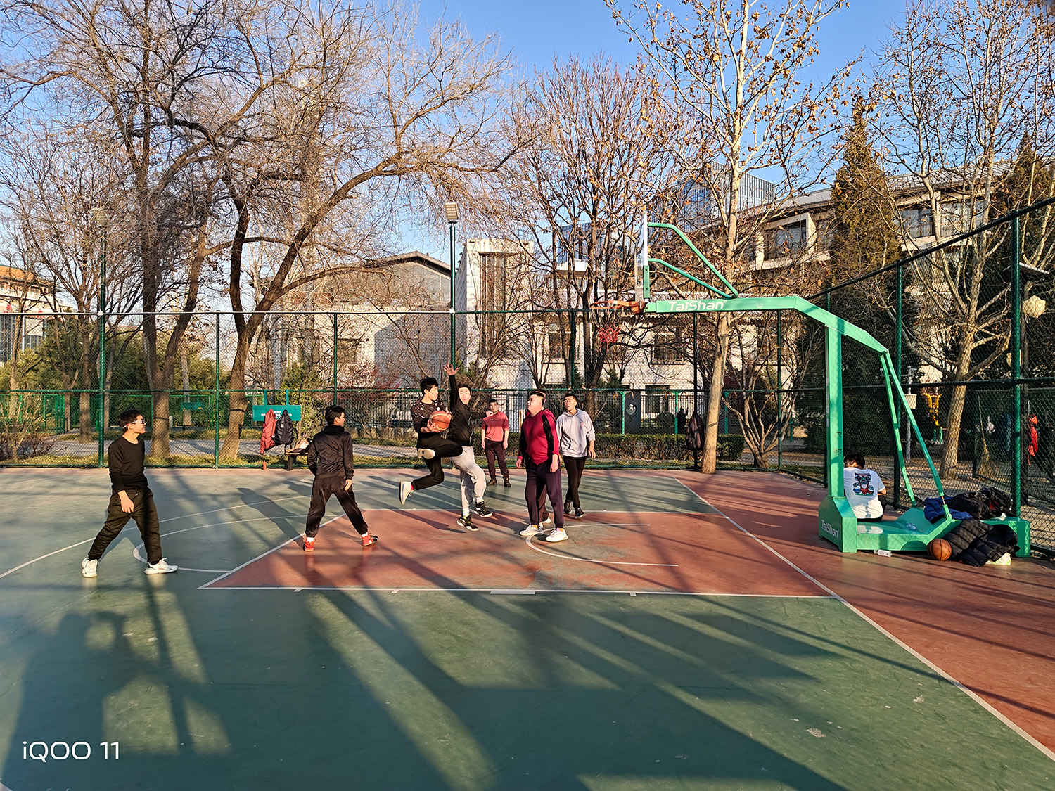 iqoo11评测玩机报告,iQOO11测评游戏体验