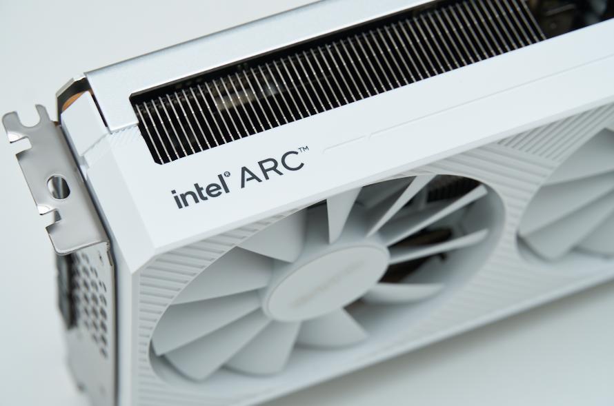 蓝戟arca770显卡,intel蓝戟arc750
