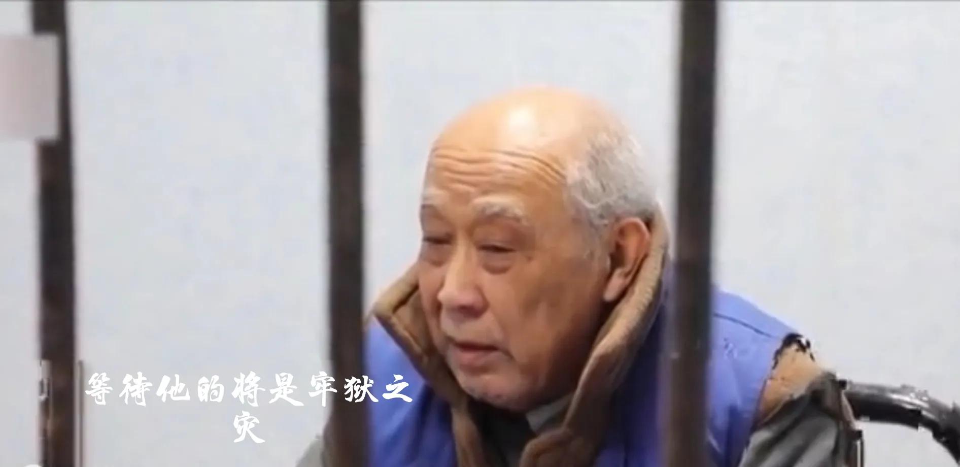 上海房屋租赁事件 (房东租私房子15年反而欠租客26万)