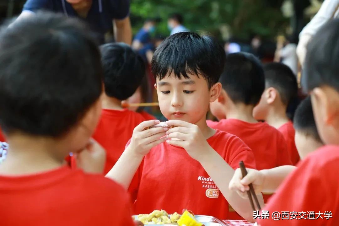 星空寻梦，共赴未来！走进西安交大幼儿园第七届“勇敢者之夜”