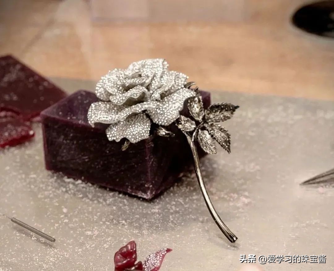 chopard萧邦礼盒,chopard萧邦快乐钻手链