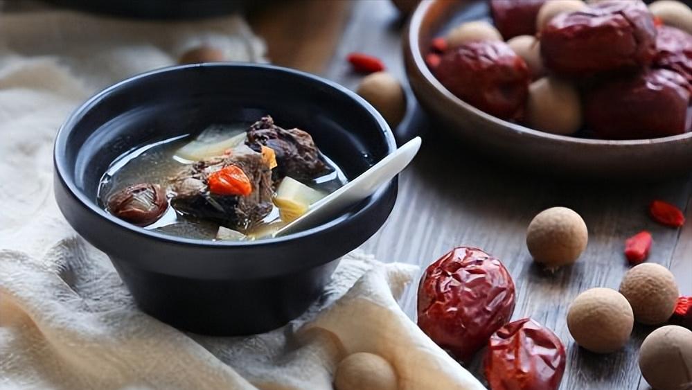 枸杞怎样食用降高血糖,枸杞加什么可以降血糖