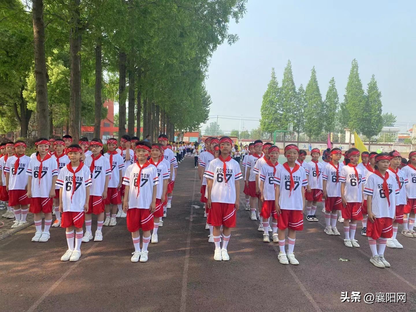 阳光运动快乐成长国旗下讲话,阳光运动快乐成长手抄报高级难度