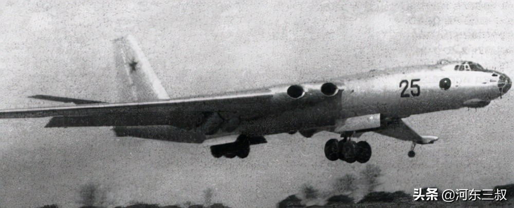 轰8战略轰炸机,就算和原型同期的米亚4相比,差距还是相当大