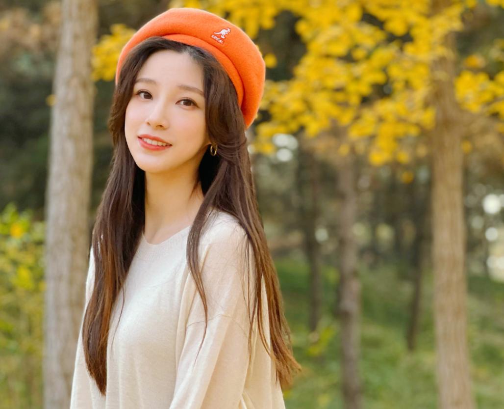 马凡舒最新视频,马凡舒走红秀全程