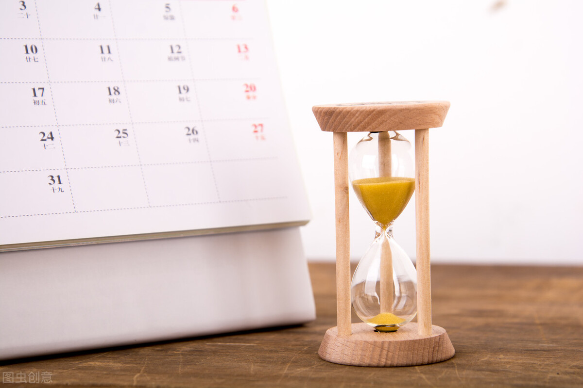 时光飞逝的唯美短句子,写时光飞逝的唯美开头