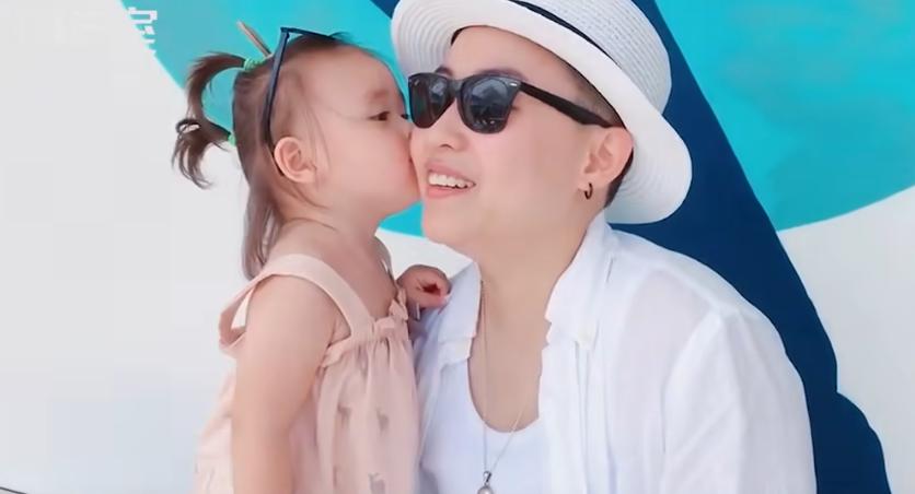 化妆品女ceo赴美生五国混血,赴美生下5国混血女儿