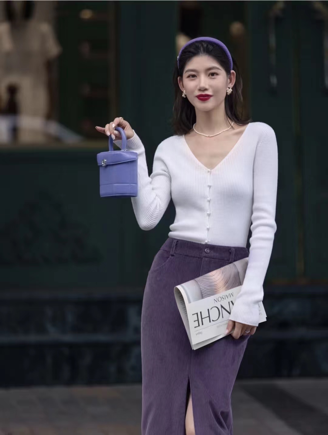 灯芯绒半身裙秋冬怎么搭配,灯芯绒碎花半身裙秋冬