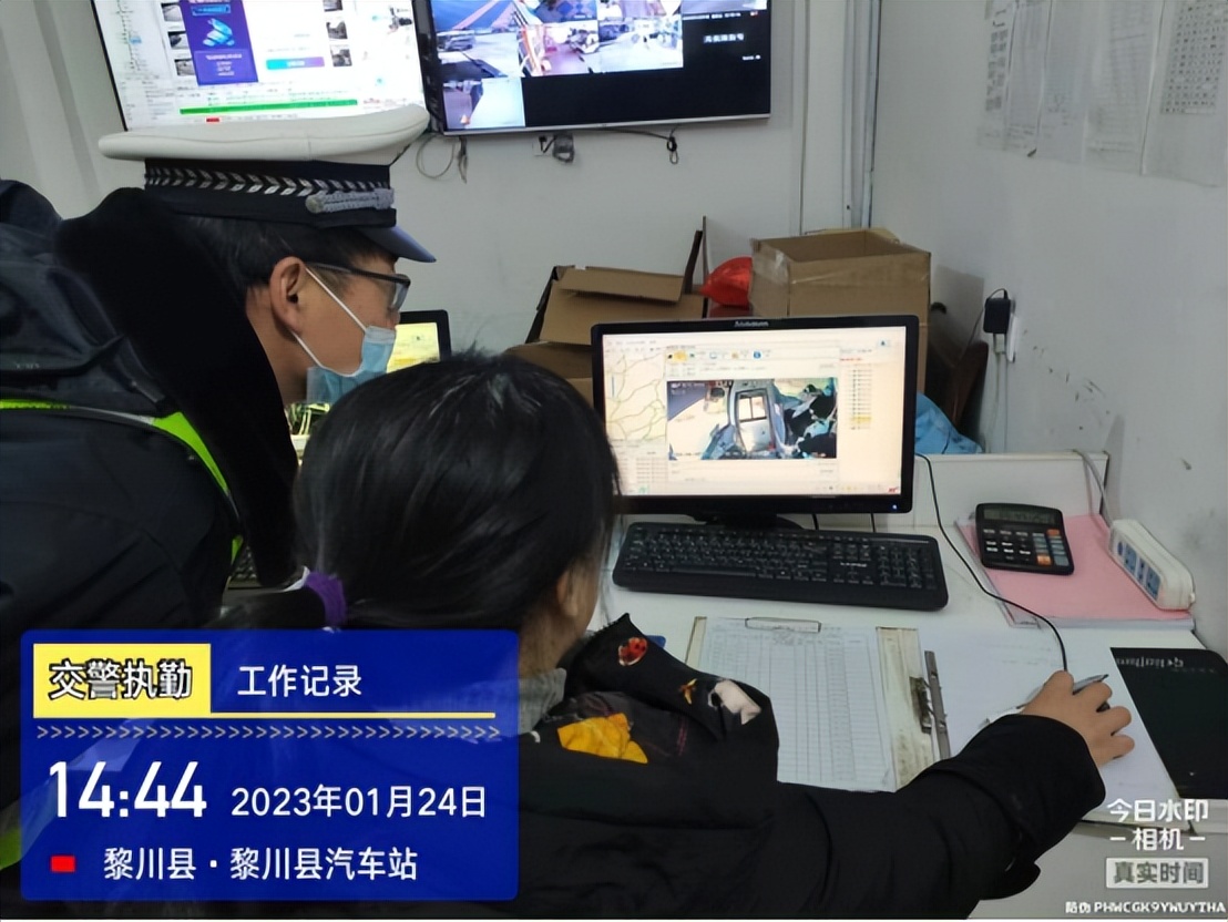 黎川县交警支队动态,黎川交警护航出行