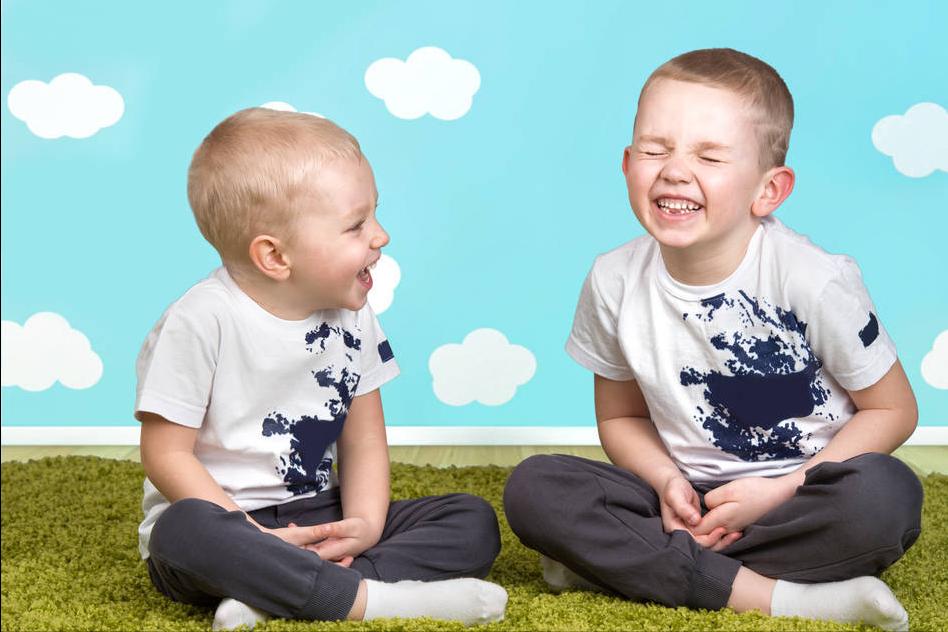 孩子交友受到排挤怎么教育,交友被排挤