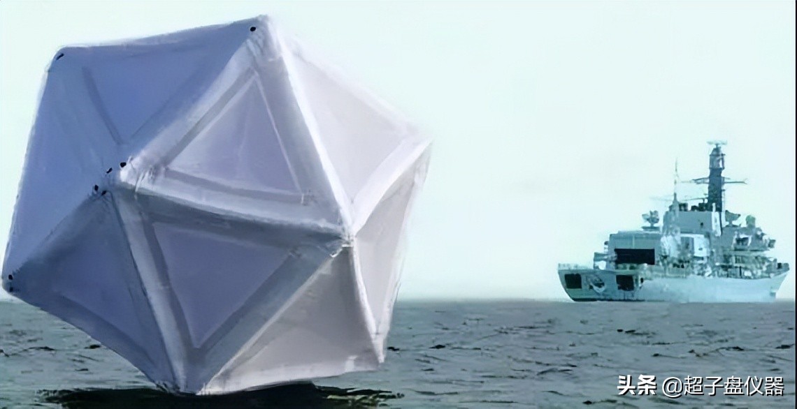 从“自行车反光板”到“地月测距”——角反射器