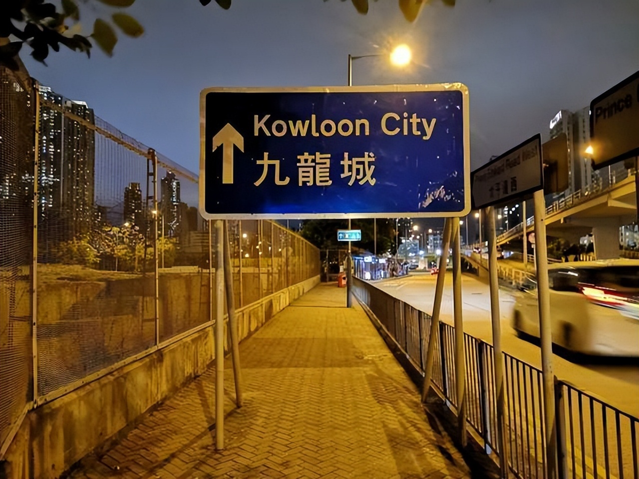 如何去香港打工赚钱,打工人去香港打工哪里赚钱多