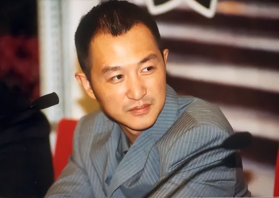 5位退出歌坛的明星,巅峰时期突然去世的九位歌手盘点