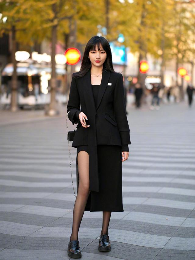 怎么穿黄菠萝袜丝袜才更好看,为什么你穿丝袜看着又土又假