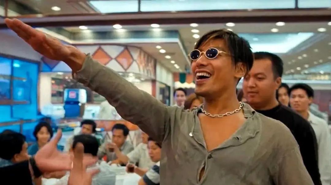 最近被爆丑闻的男星,当红顶级男星丑闻被爆出