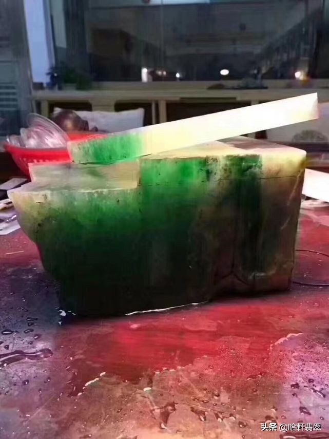 2007年赌石标王,翡翠赌石标王图片