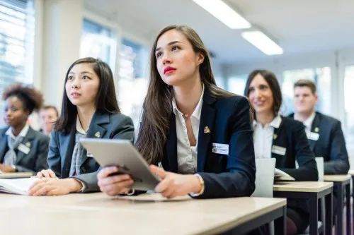 去澳洲工作需要什么签证？不同类别的区别在哪里？哪种更适合我？