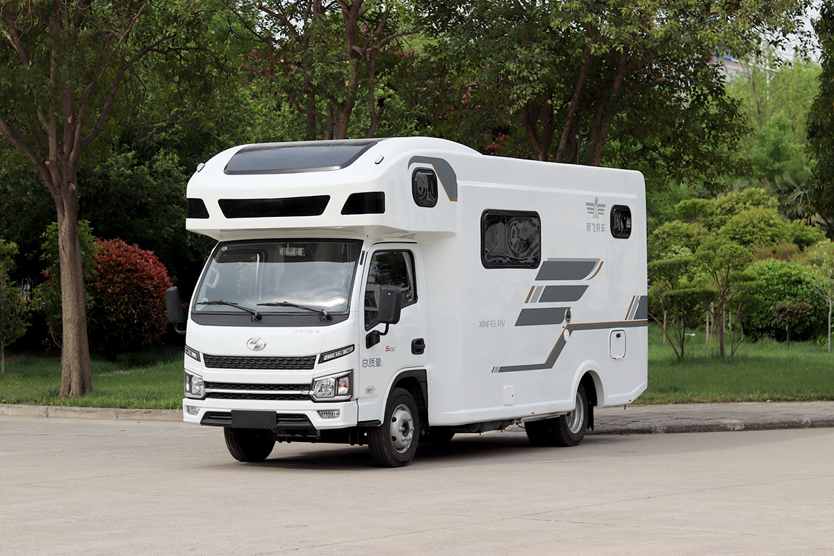 新飞s100房车和h300有什么不同,上汽轻卡s100与新飞房车对比评测