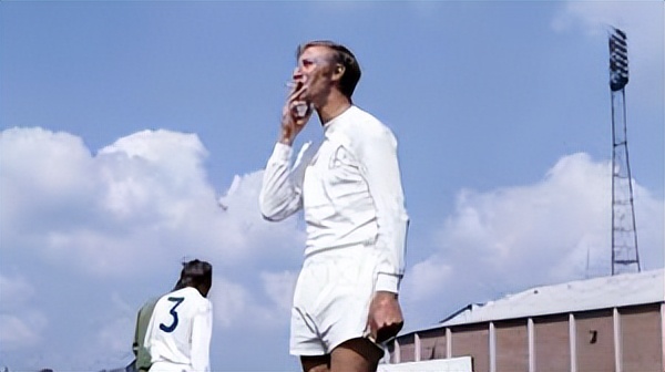 红黄牌球赛,红黄牌足球