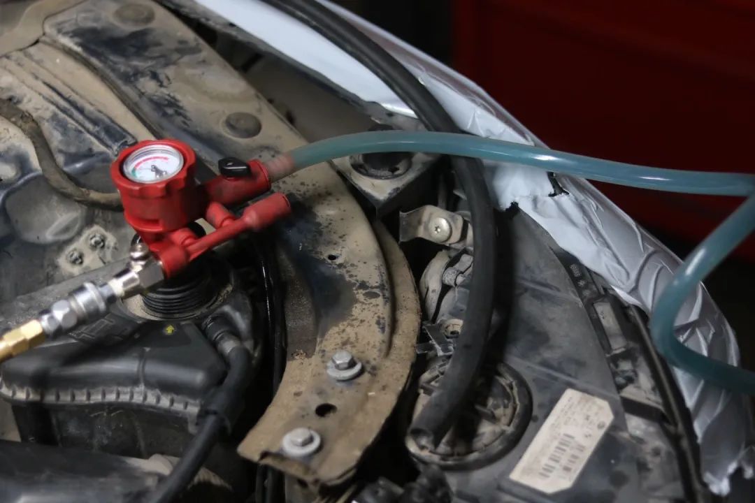 怪兽修车视频全集,13年宝马gt535升级新款内饰