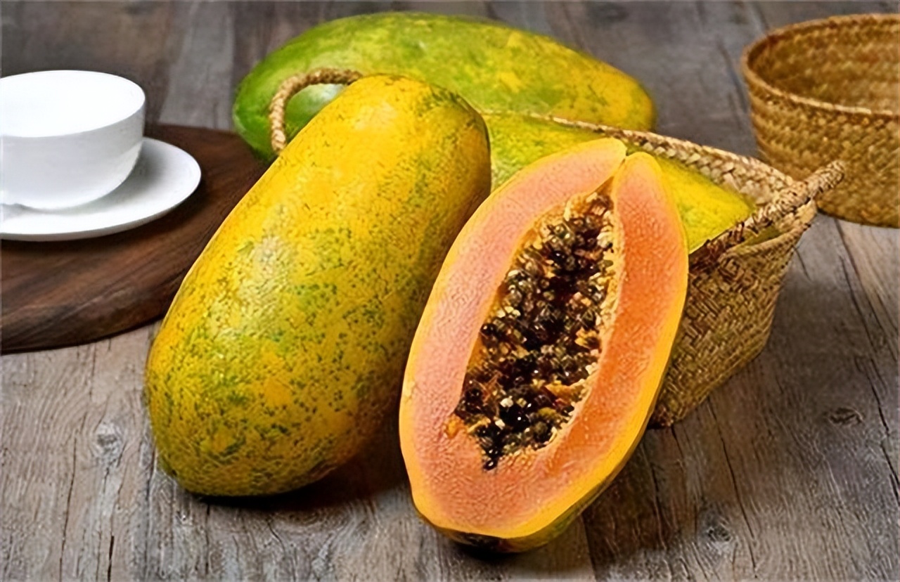 50岁以后女性要多吃这些菜,增加女性雌激素的碱性食物