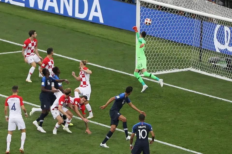 看足球的人怎么样,看足球的男生怎么样