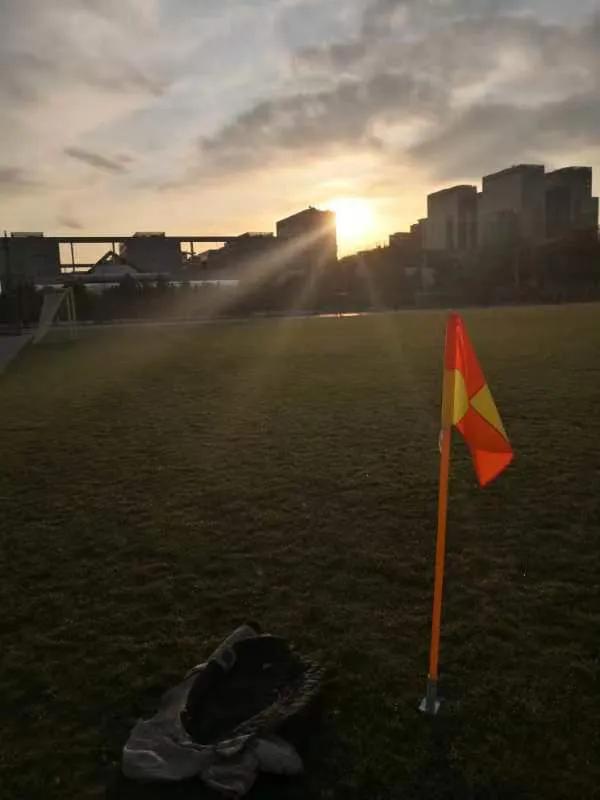 青春,真好——北航校园足球公益基金启动式之校友返校绿荫风云