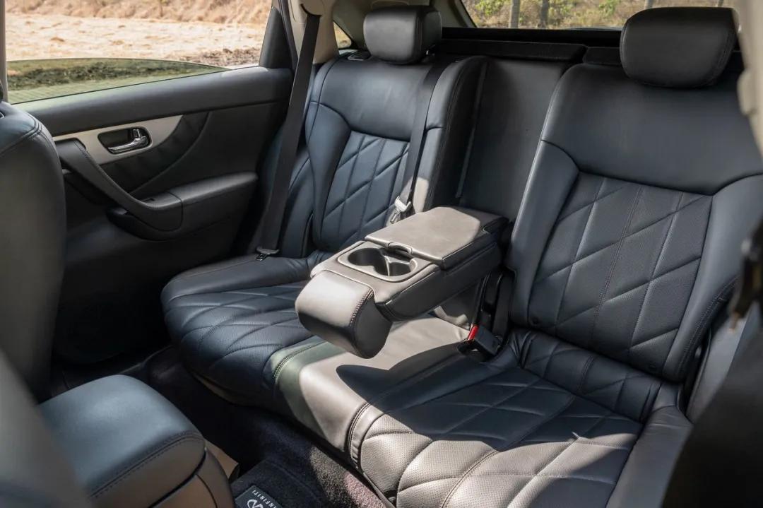 二手英菲尼迪fx35顶配七万公里,买二手09款英菲尼迪fx35十大忠告