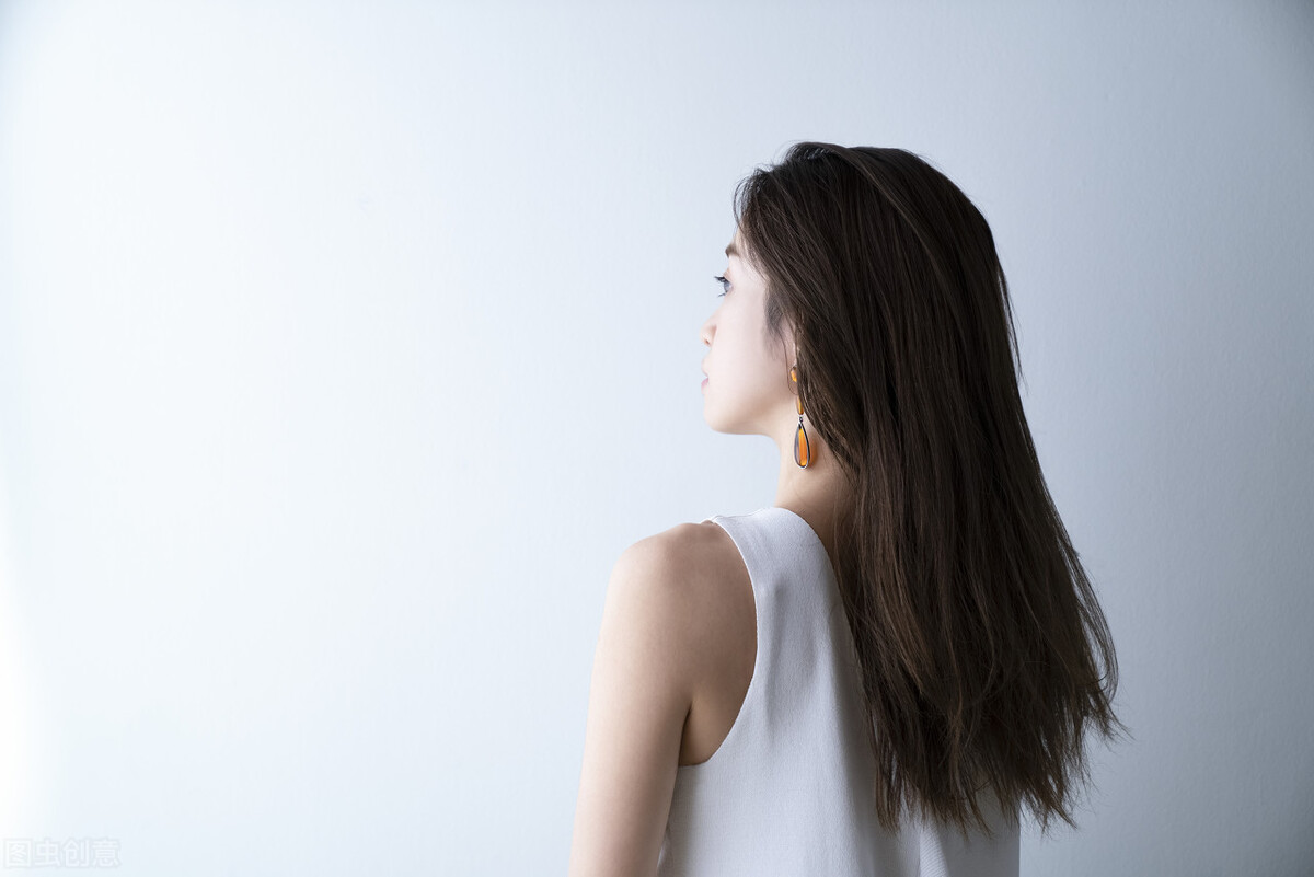 到底谁爱谁视频,到底谁是被爱的