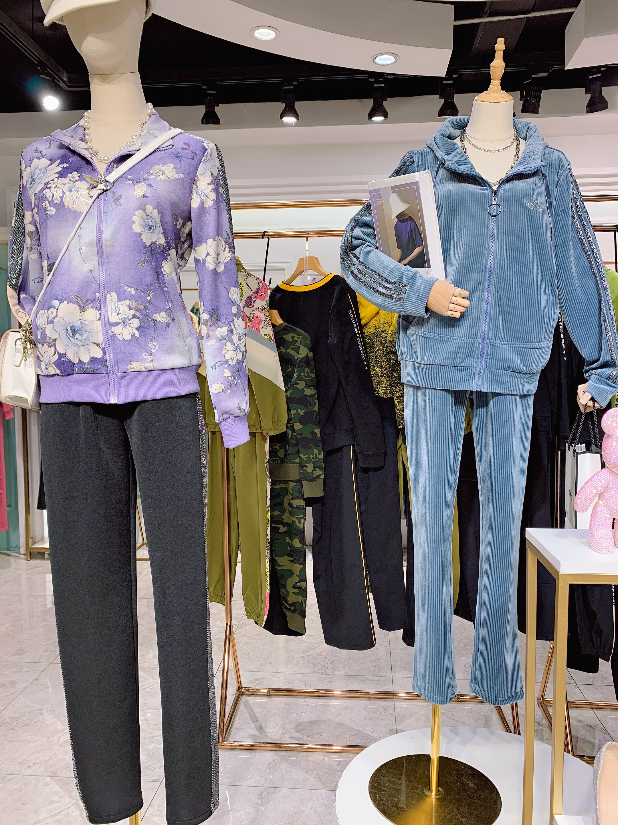 allyall艾利欧冬季新品,allyall艾利欧旗舰店的衣服贵吗