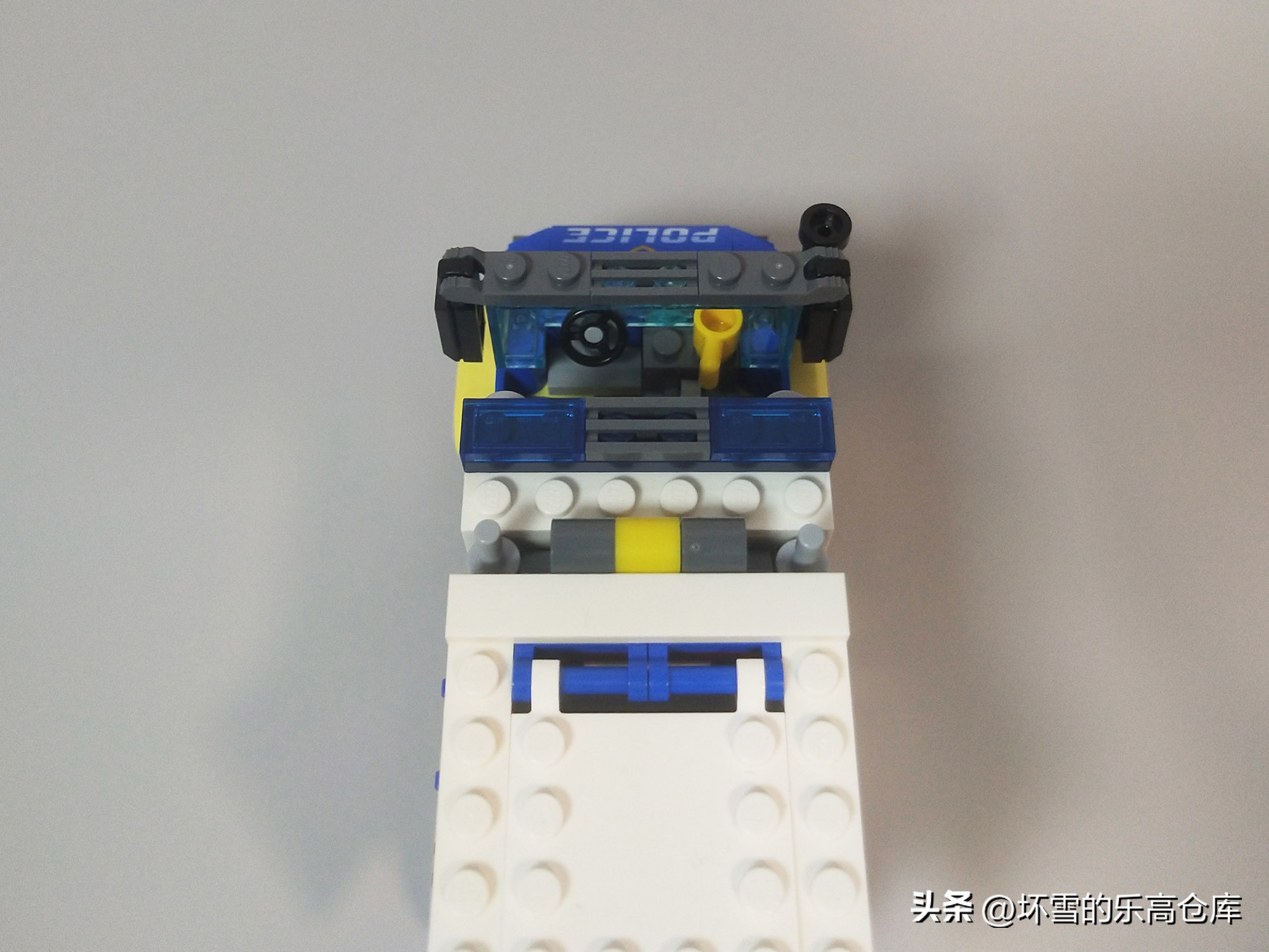 乐高押运警车,买乐高警察玩具视频