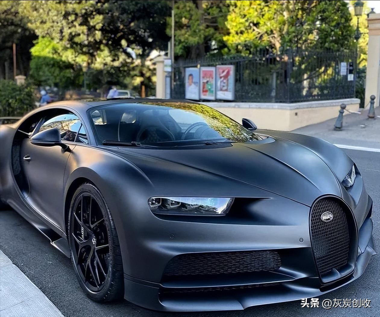 摸一下奢侈品就被要求买下，究竟是无知还是傲慢？